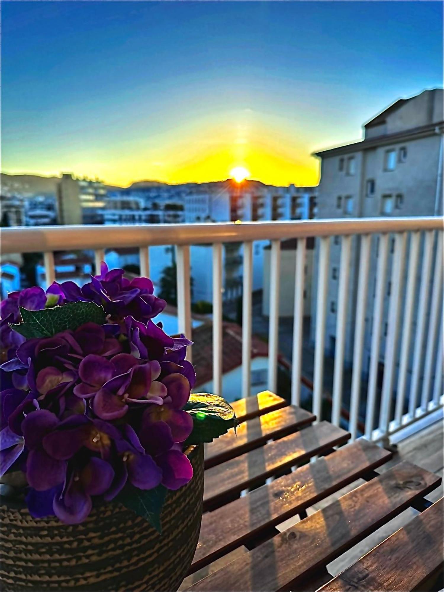 Sunrisemare Vacational Studio Roses Buitenkant foto